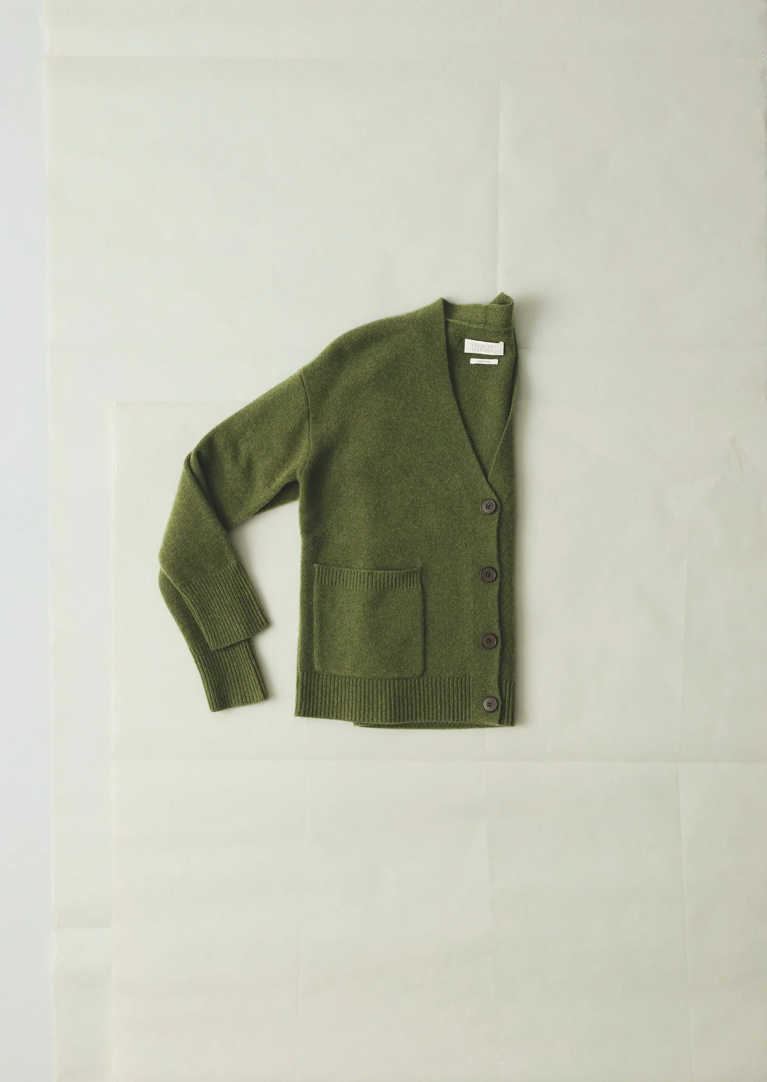 Ffion Wool Cashmere Boxy Cardigan | Lawn Green - Image 5