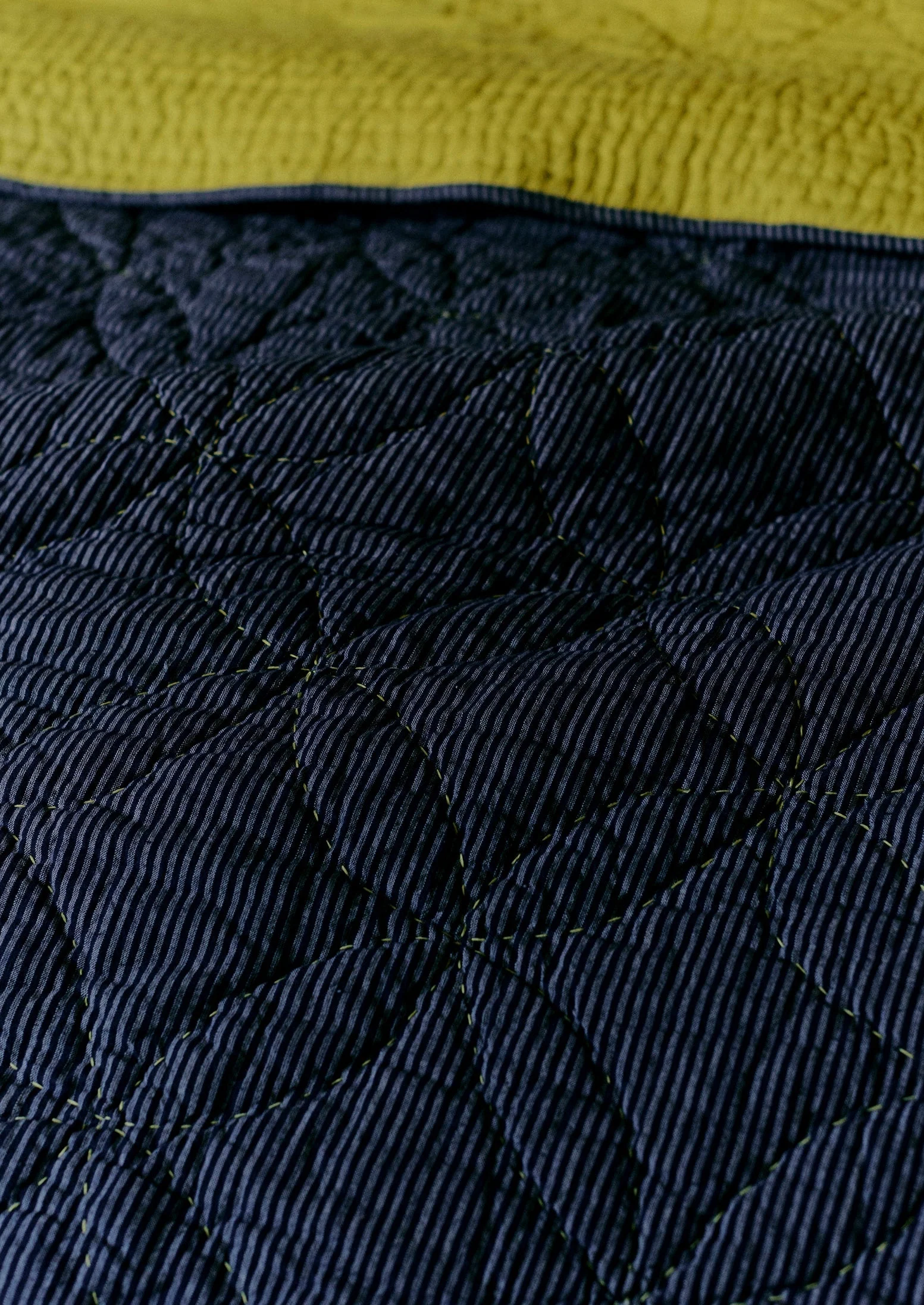 Fresco Stitched Quilt | Midnight/Citrus - Image 3