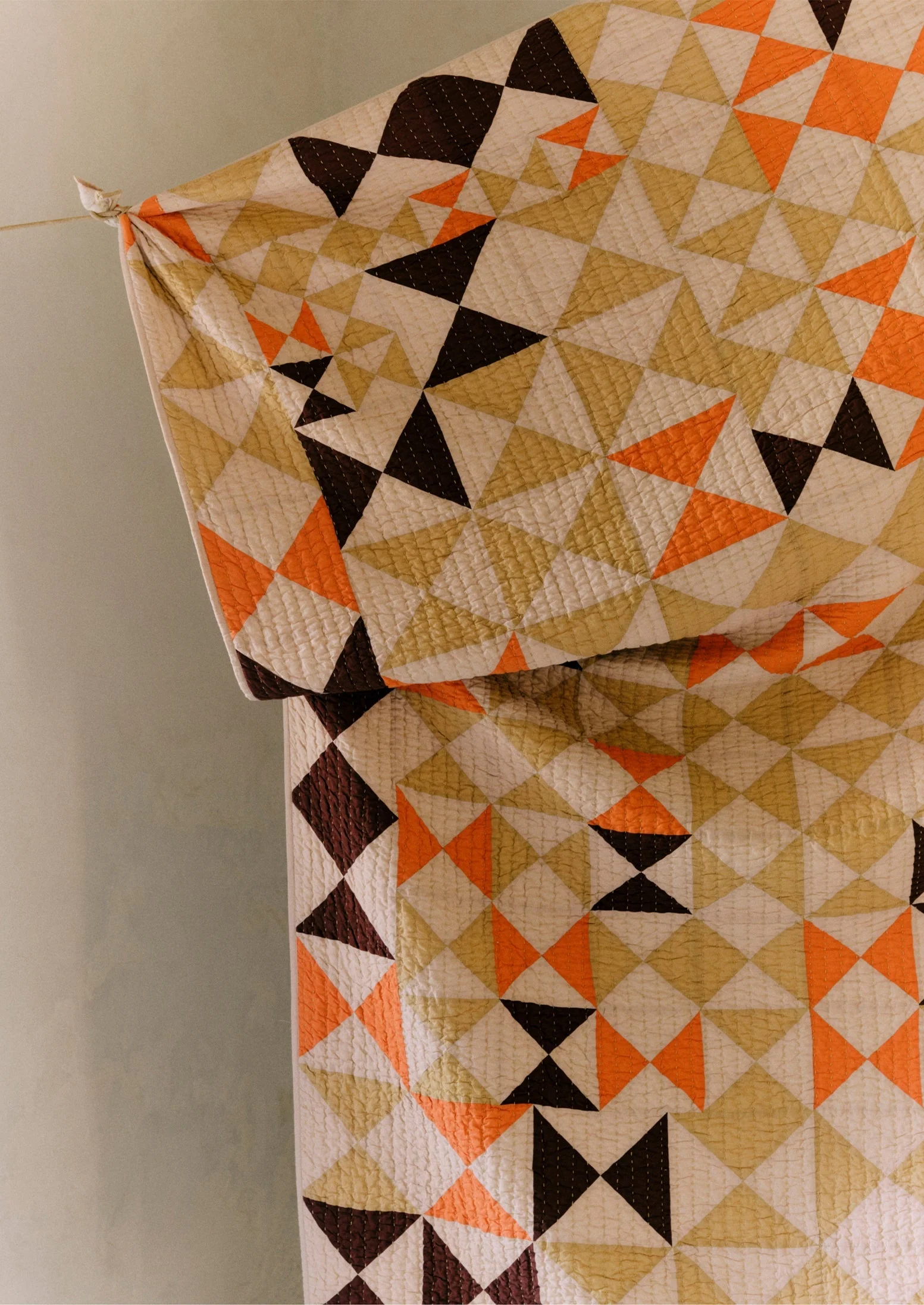 Kite Patchwork Quilt | Straw/Poppy - Image 5