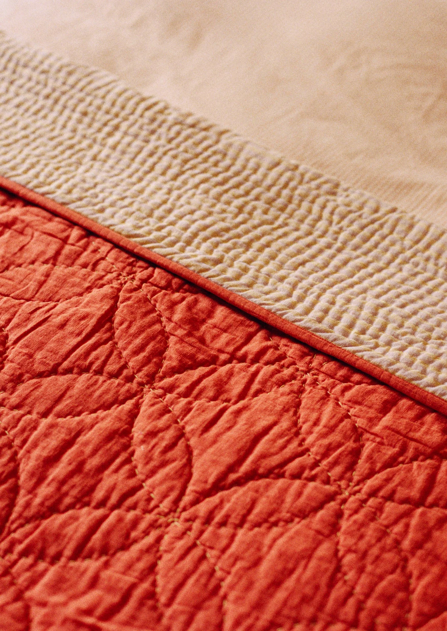 Sicily Stitch Lightweight Quilt | Blush/Lavender - Image 5