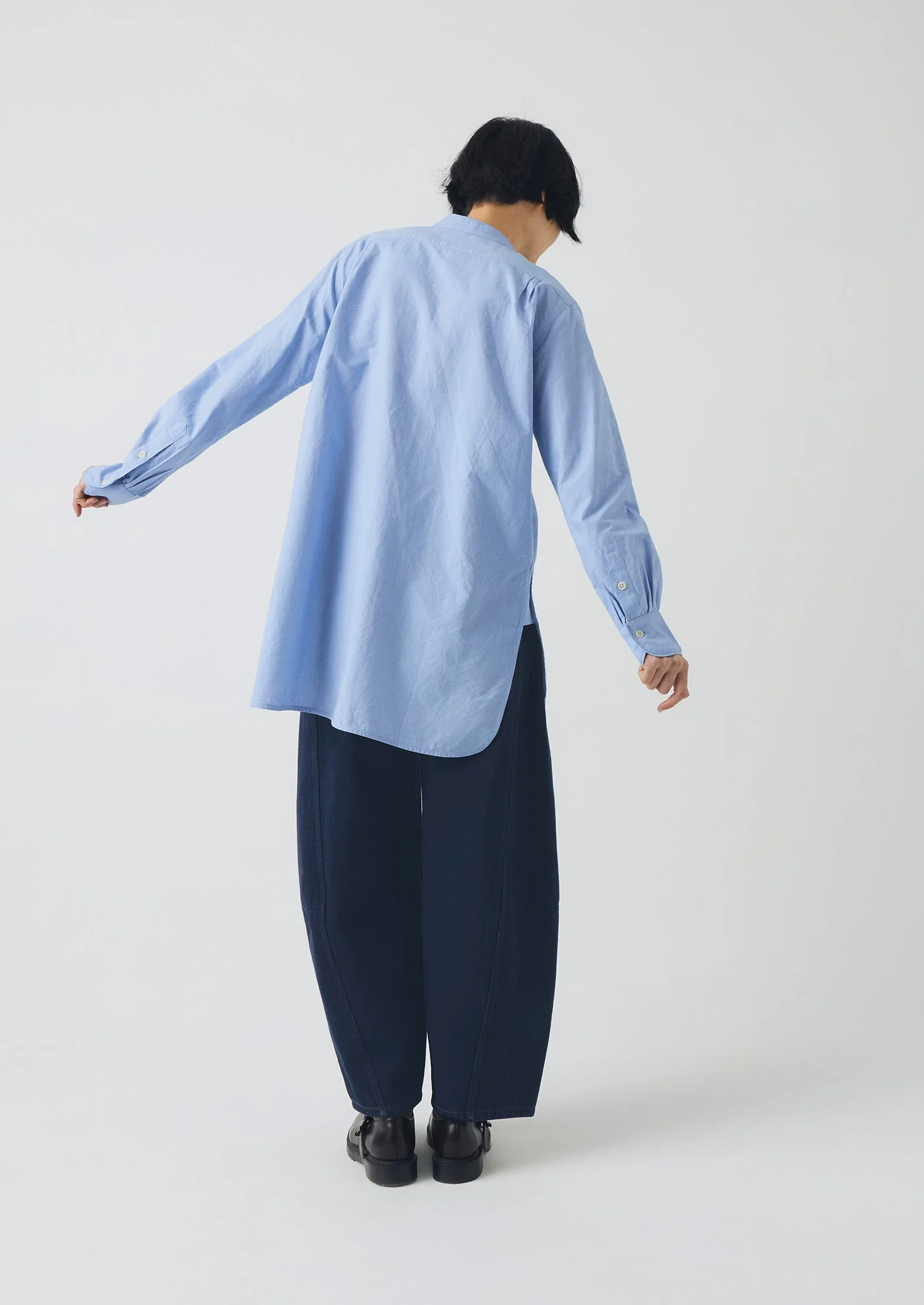 Taro Cotton Oxford Long Shirt | Chambray - Image 4
